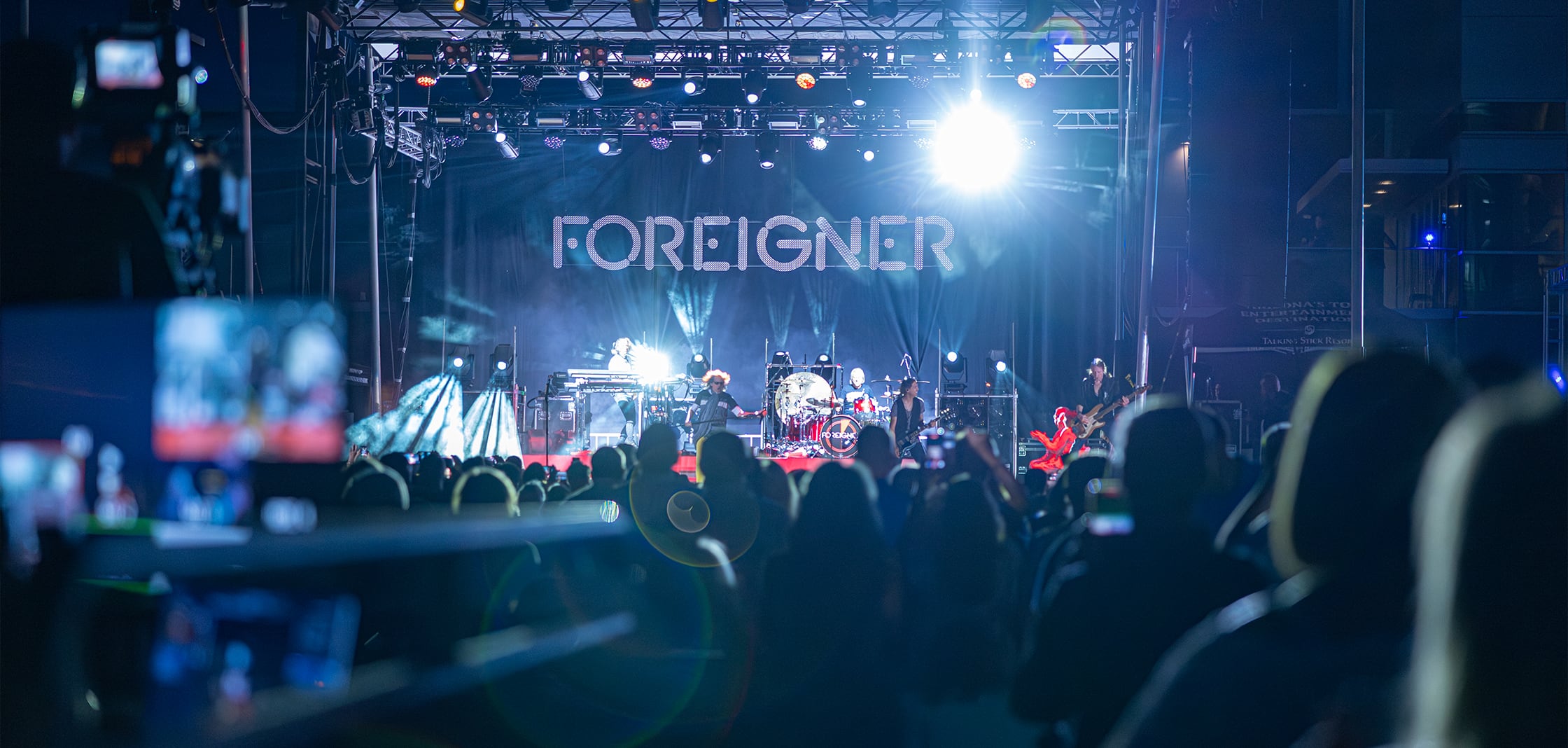 Entertainment & Amenities